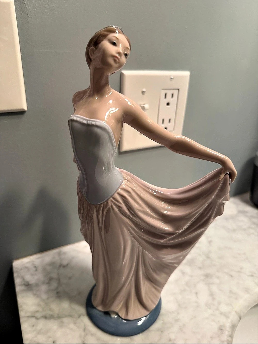 Lladró The Dancer 5050 Porcelain Figurine Pink & Gray